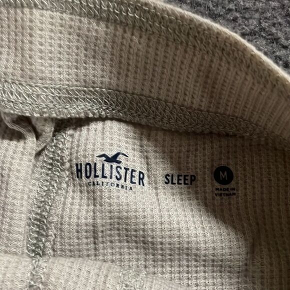 Hollister Bundle - Picture 4 of 13